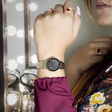 Luxury Gold Women's Bracelet Watch with Black Dial Elegant Gold Quartz Watch for Women Premium Ladies Fashion Watch – Gold Stainless Steel Strap Luxury Women's Black Dial Gold Wrist Watch